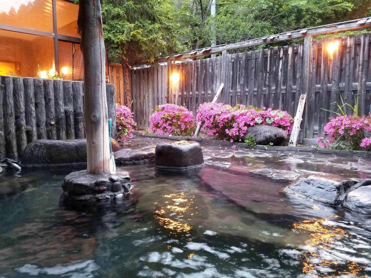 Hotel Uguisu Shizukuishi Esterno foto
