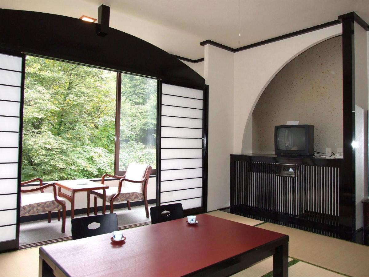 Hotel Uguisu Shizukuishi Esterno foto