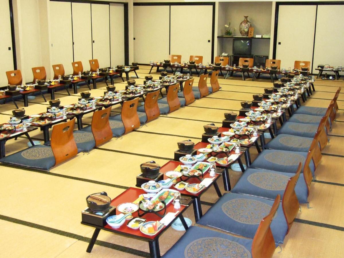 Hotel Uguisu Shizukuishi Esterno foto