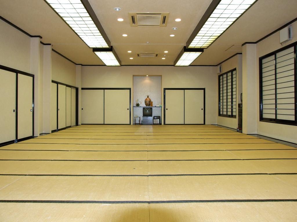 Hotel Uguisu Shizukuishi Esterno foto